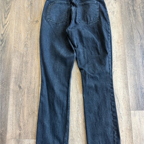 Abercrombie Jeans, black, the shinny high rise. Women’s size 28/6. - Picture 6 of 7